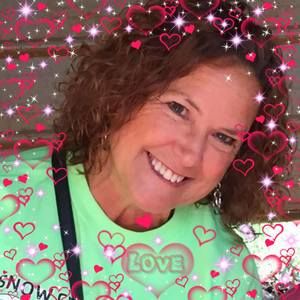 Meet your Posher, Debbie